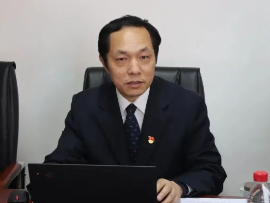 ʯ����Э��ý�Ǹ����»�����ý��ר����̸