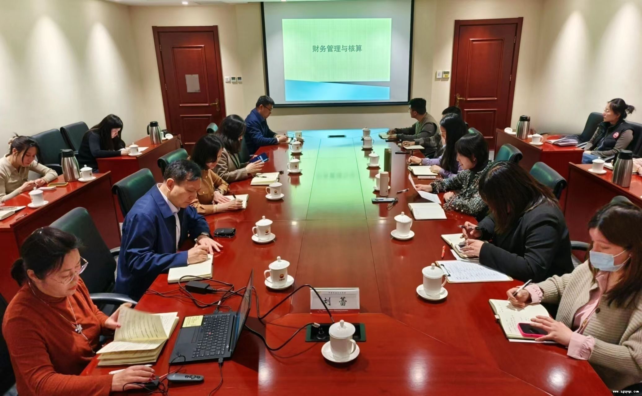 ʯ����Э�ٰ조�����������㼰˰�����߱仯������