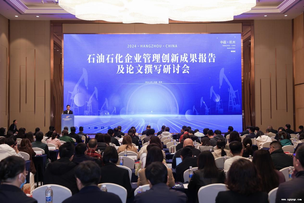 ʯ��ʯ����ҵ�������³ɹ����漰����׫д���ֻ��ں���Բ������