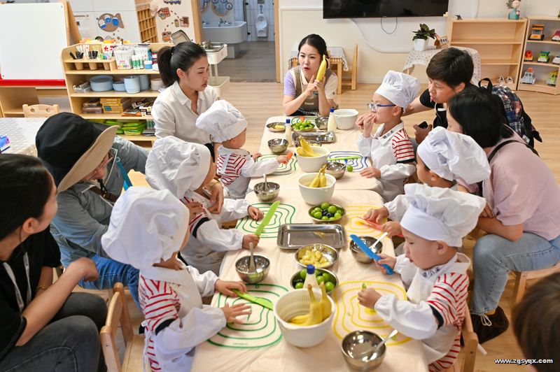 �ؼ�ʱ�ڵĹؼ����񡪡���ϰ��ƽͬ־Ϊ���ĵĵ������Ԧ�й����ú�������ǰ��