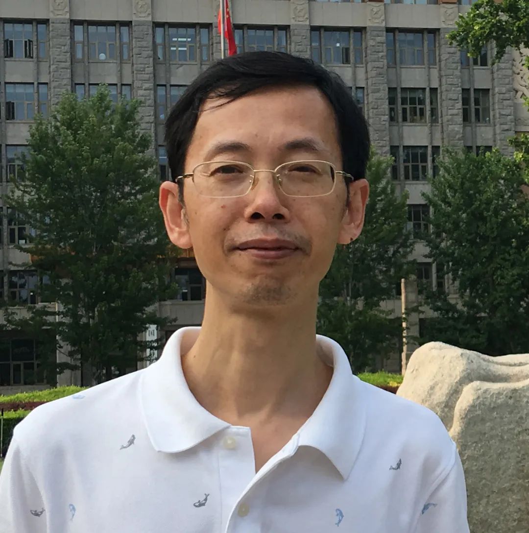 �Ľ�����Ϊ�α������϶������������£�