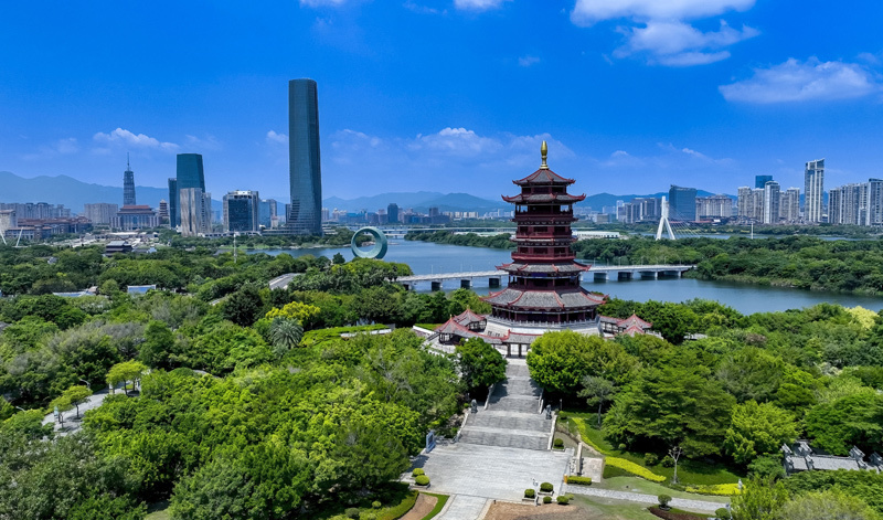 ϰ��ƽͬ־�쵼���ơ�1985�ꡪ2000�����ž�����ᷢչս�ԡ���ʾ¼