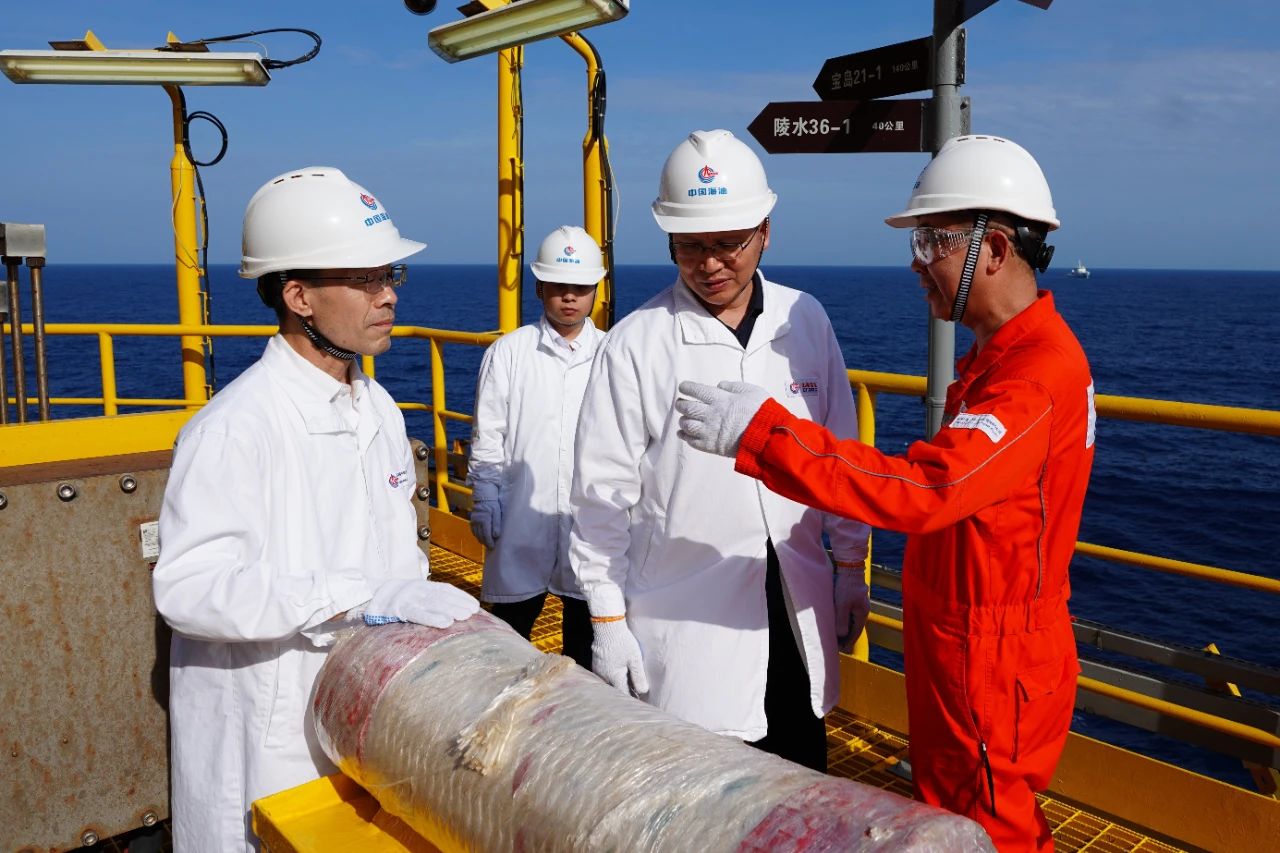 �й����Ͷ��³��Ŵ���������Ƭ������