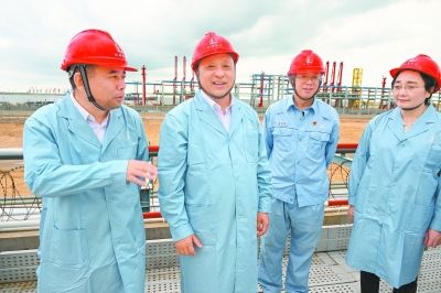 �й�ʯ�����³���������פ����ҵ����