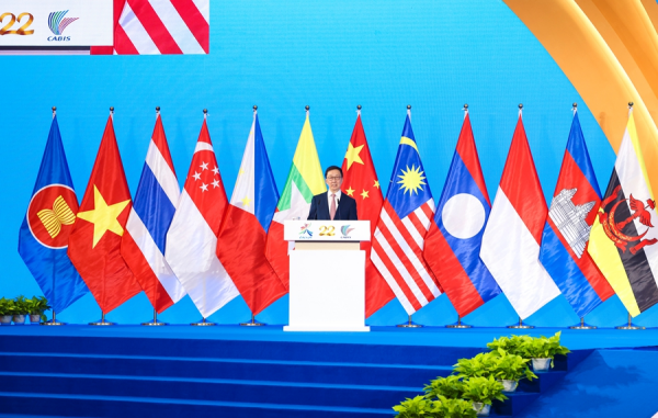 ��22���й������˲����ῪĻ ���Ҹ���ϯ�����´�<br>��������������������ҵ�쵼�λ�