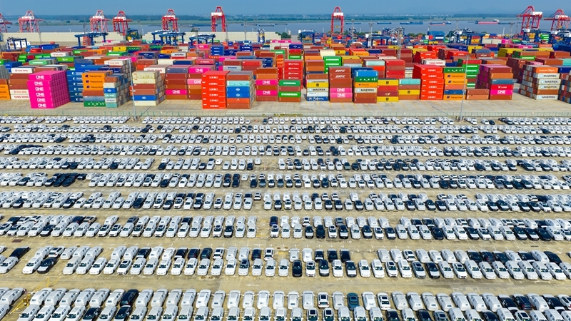 ȷ������ʵ����������ִ���ȡ�þ����Խ�չ����д�ڵ��Ķ�ʮ������ȫ���ٿ�֮��