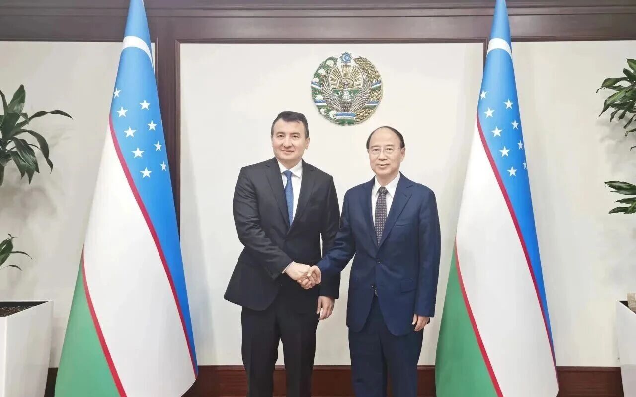 �й�ʯ�Ͷ��³��������ݻ����ȱ��˹̹�������ﲨ��