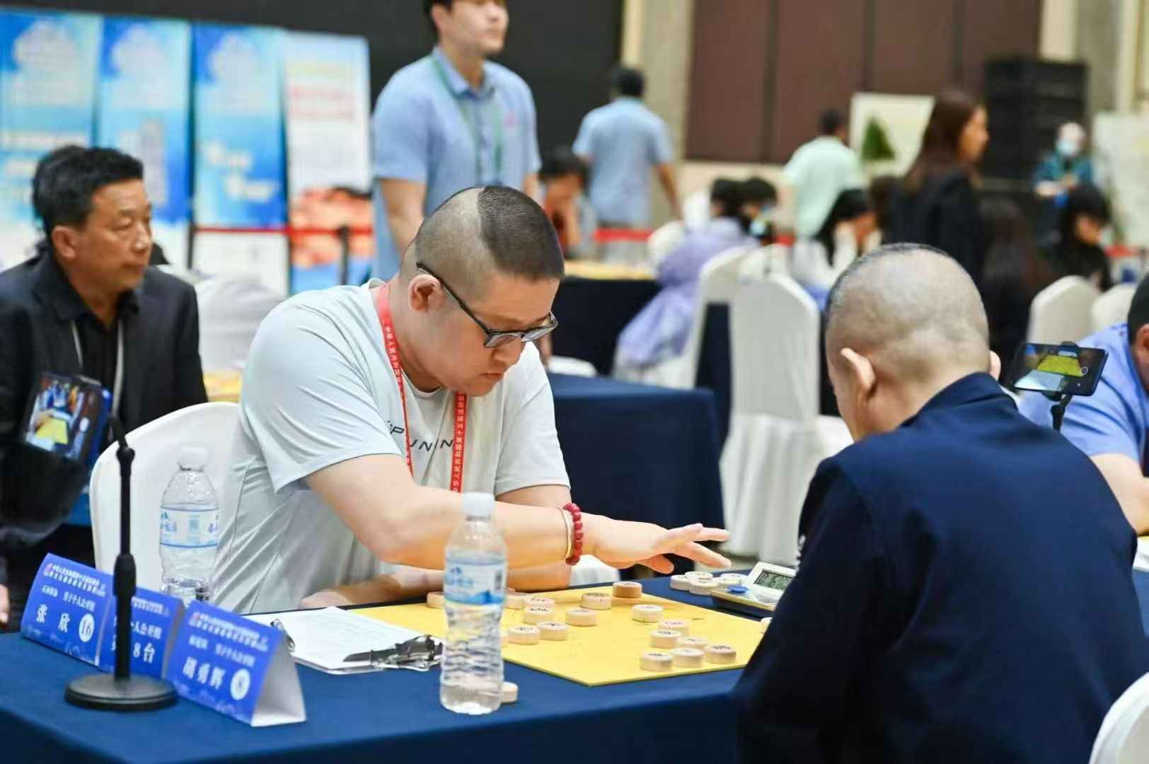 ����ȼ������ �ٹ���ҫȫ�ˡ���ʯ����Э�´�ʮ������ʷ�¸߷�