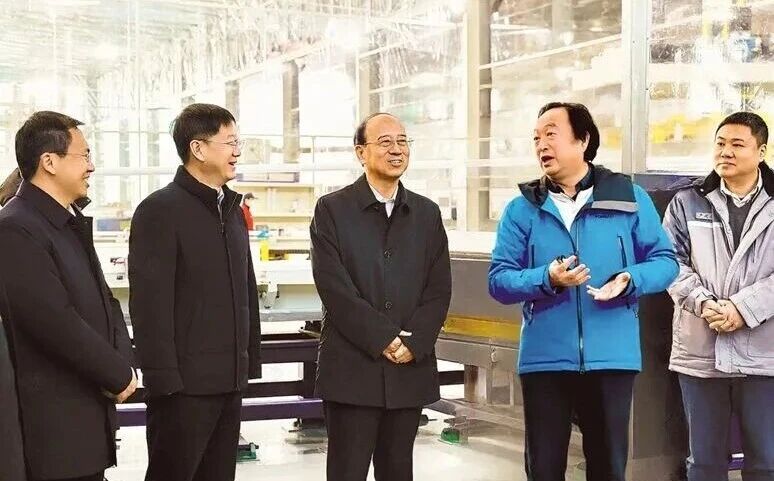 �й�ʯ�Ͷ��³���������פ���ղ�����ҵ����